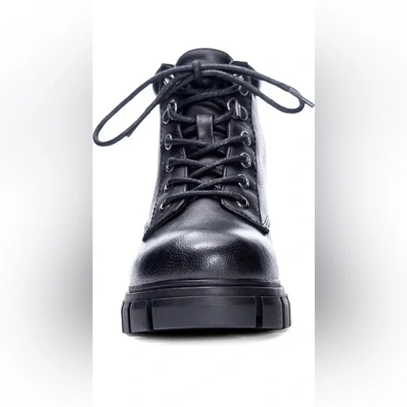 Dirty Laundry No Doubt Platform Bootie Size 6M - Picture 4 of 5